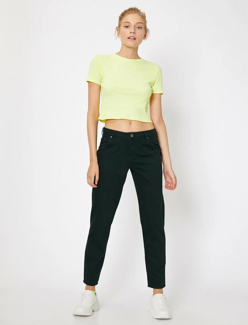 16345 Green Casual Trousers