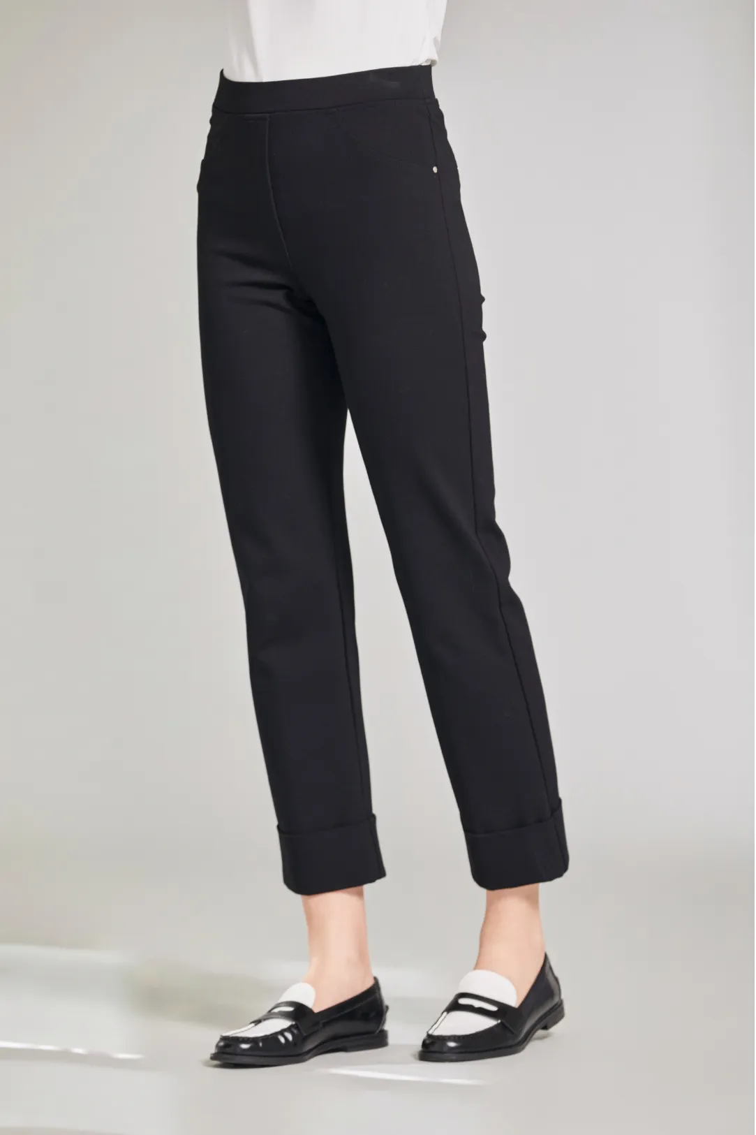 AW24 - Classic  Turn up Trouser