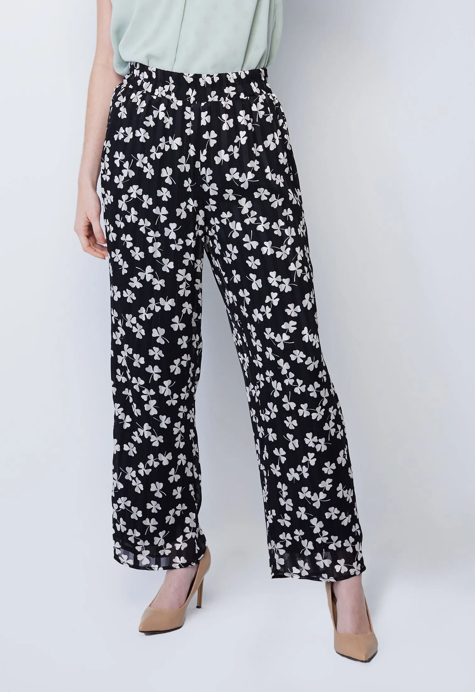 Clover Print Relaxed Pants