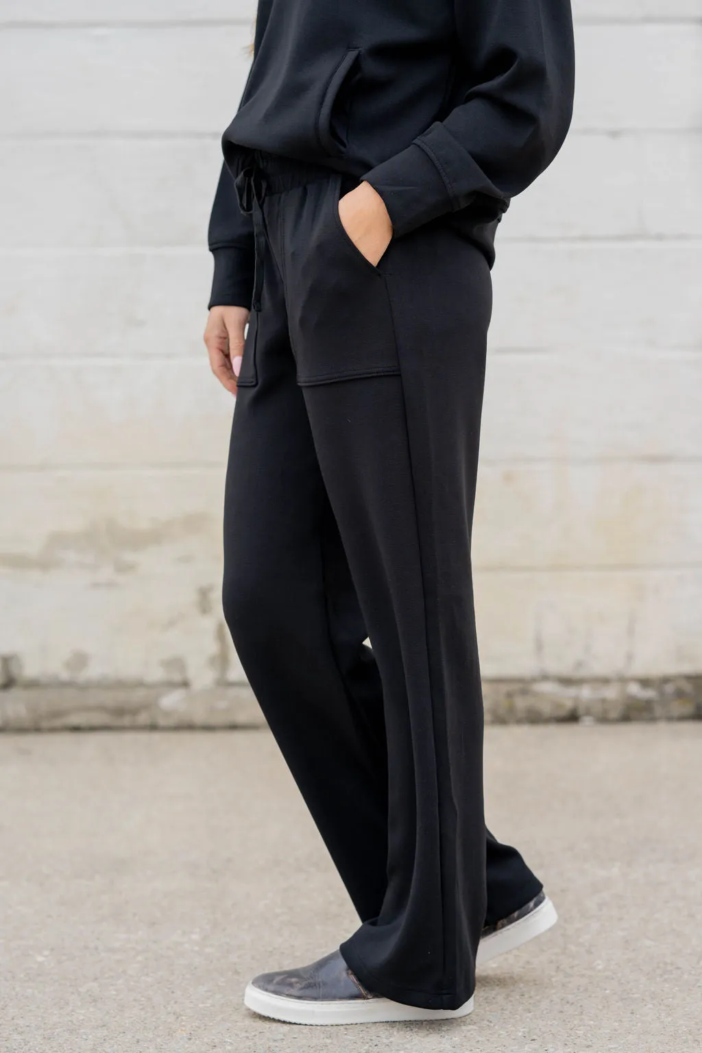 Everyday Relaxed Drawstring Pants