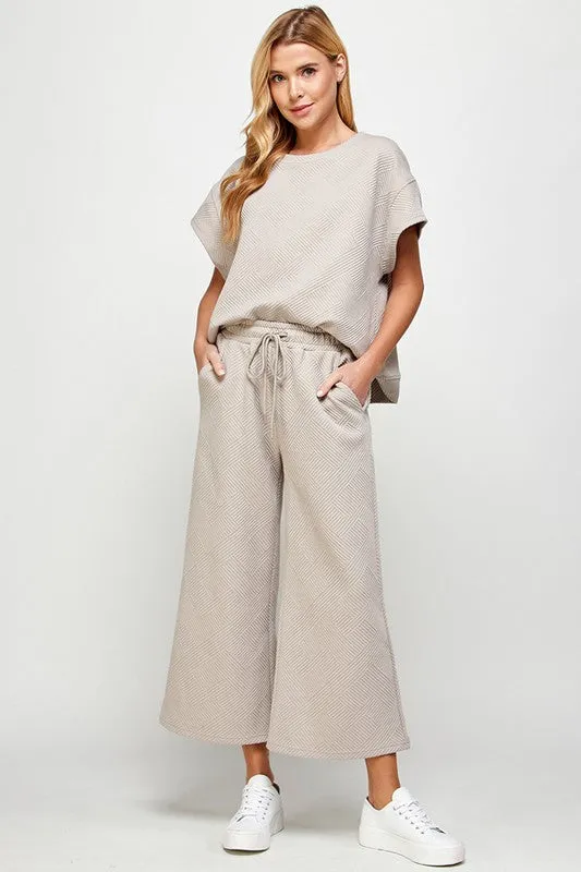 Oatmeal Textured Cropped Wide Pants