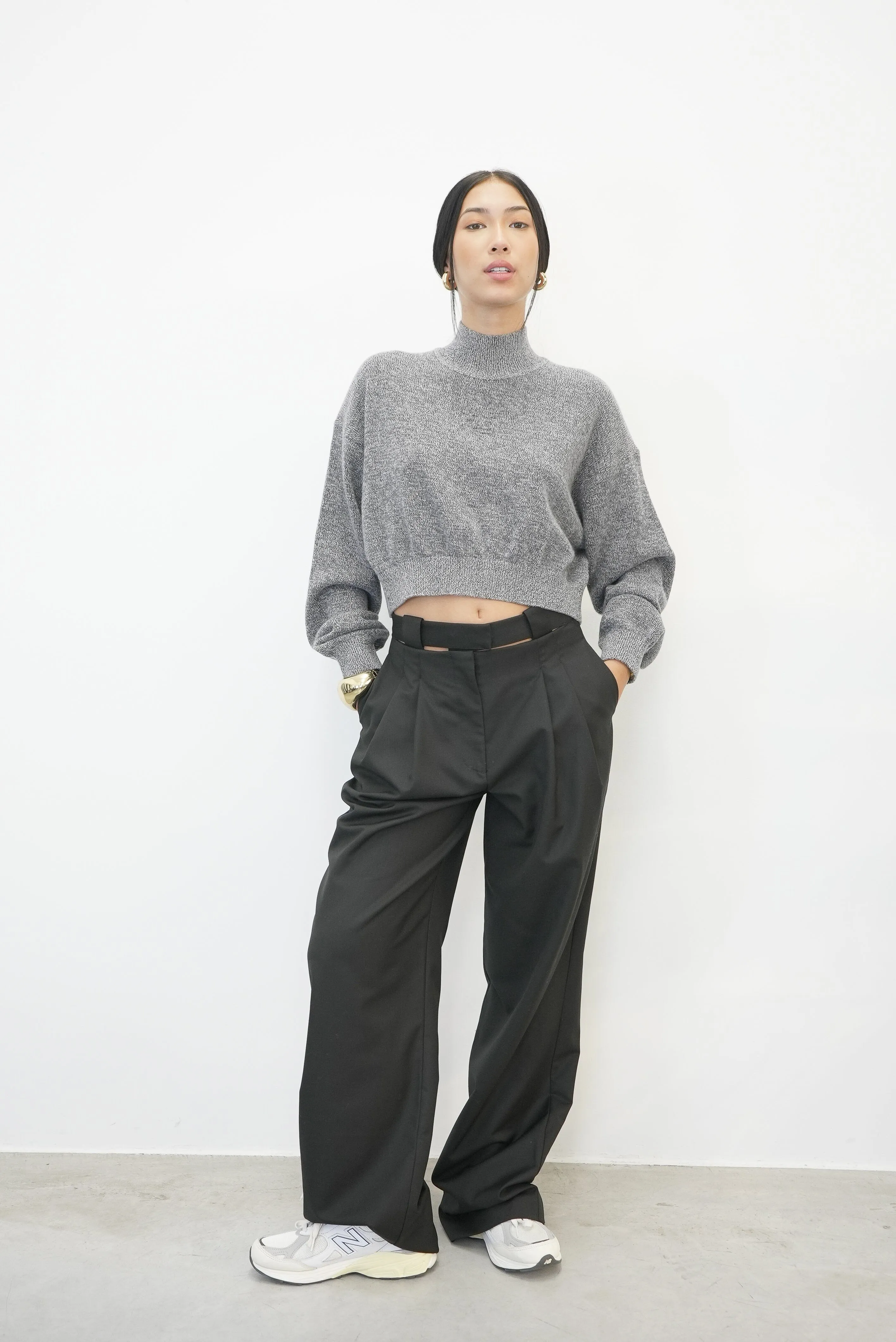 PAULA FRONT CUT PANTS