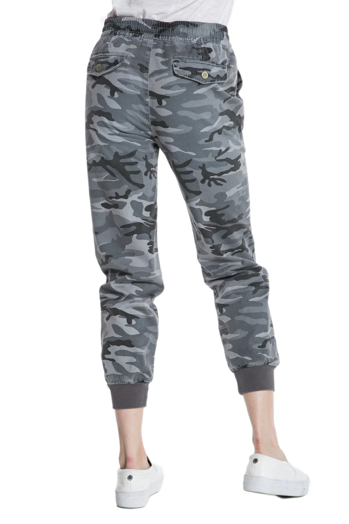 Relaxed Jogger in Charcoal Camo