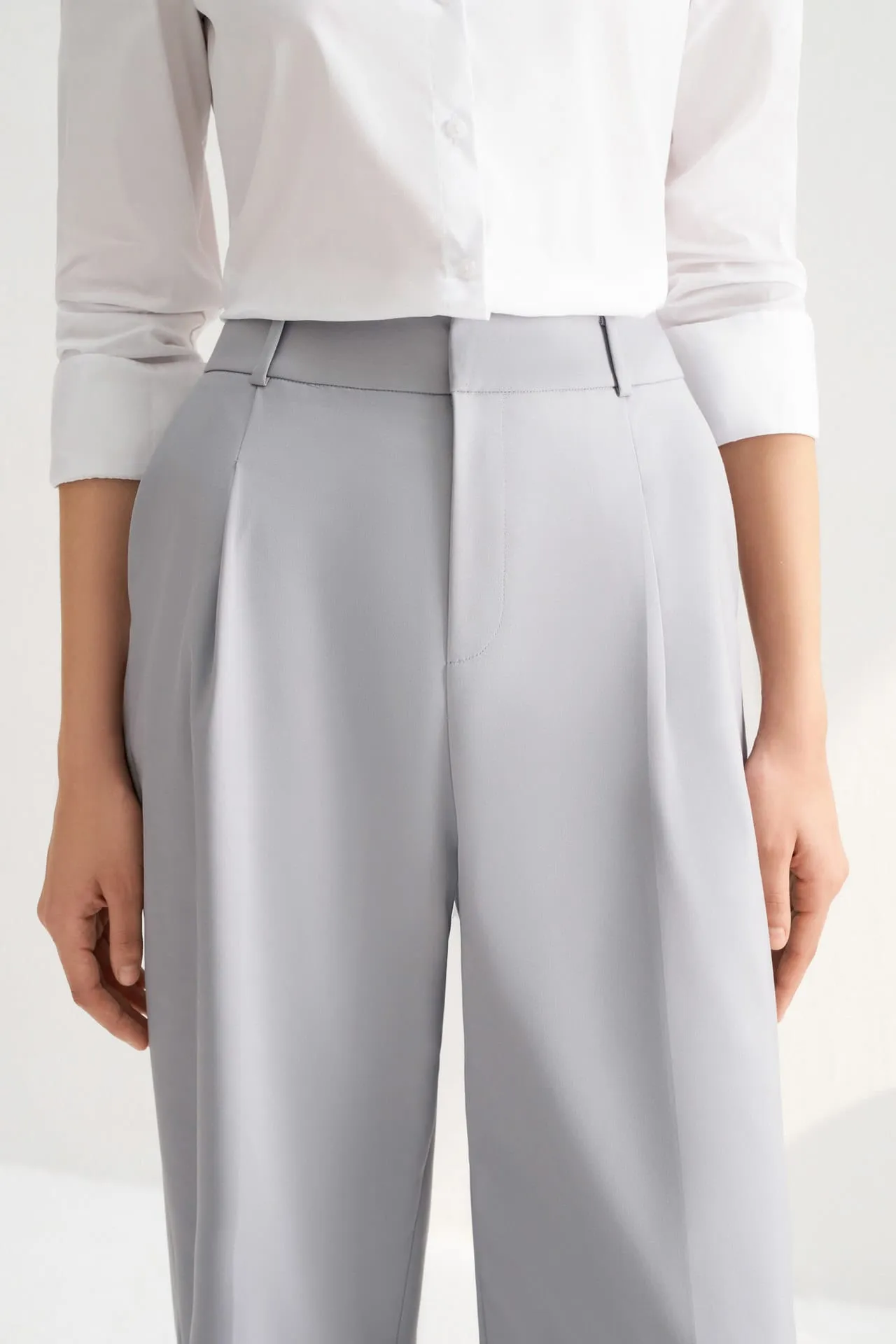 Relaxed Straight Leg Suit Pants